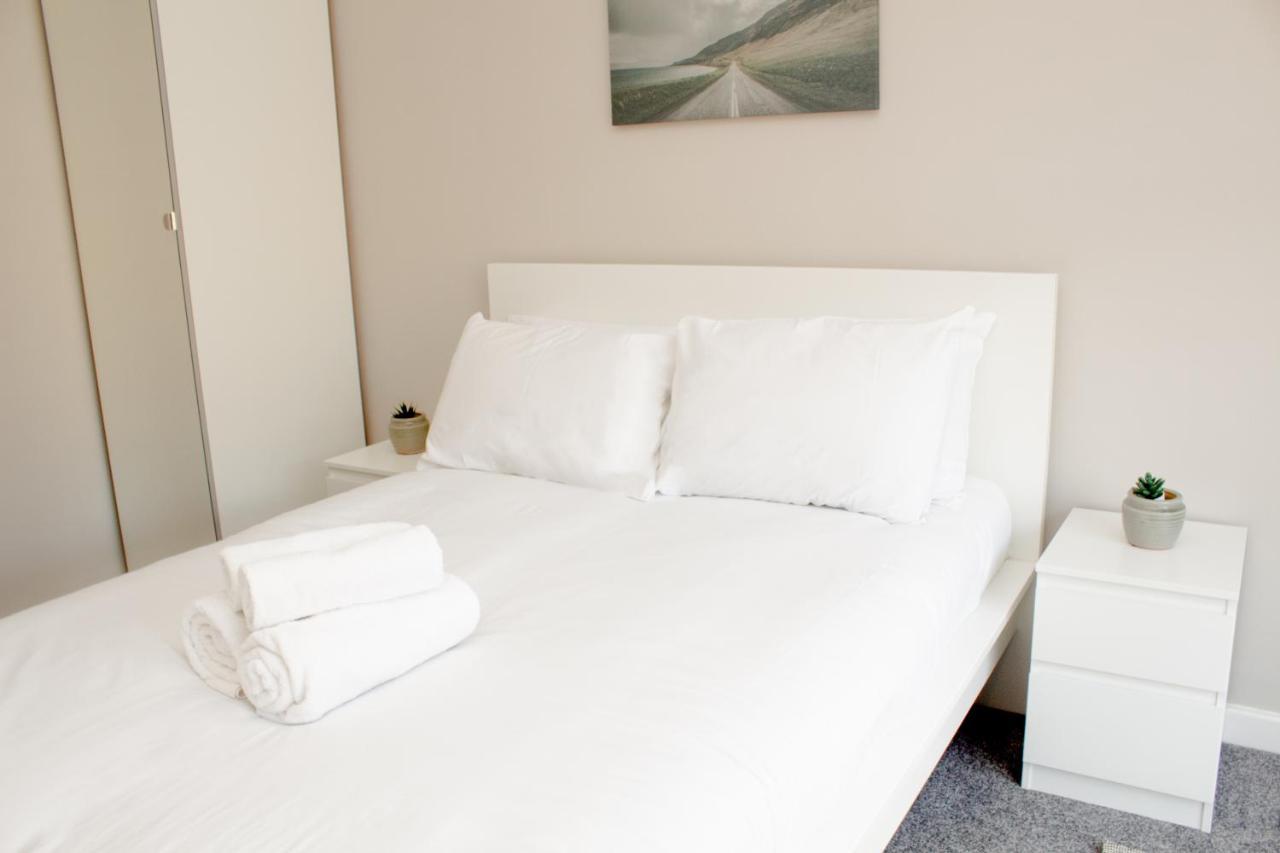 Cosy 3Bed Bungalow In West Kirby, Free Parking Frankby Eksteriør billede